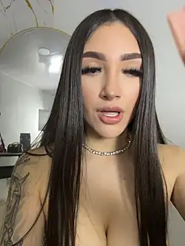 babyy_nicols_m stripchat live cam model