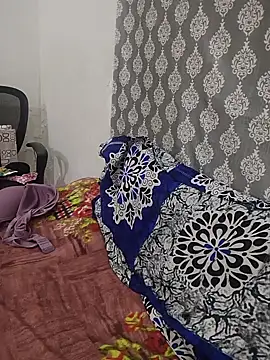 priya_2009 stripchat live cam model