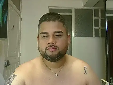 GABRIELGARCIA1313 stripchat live cam model