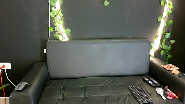 Hotgirl_77_ stripchat live cam model