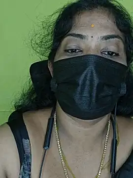 Tamil_Mithra stripchat live cam model