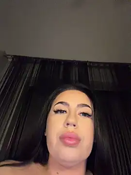Andrestarr stripchat live cam model