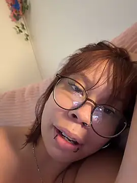 moan4mona stripchat live cam model
