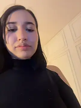 SofiCrystal_ stripchat live cam model