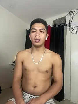 Hunky_paul stripchat live cam model