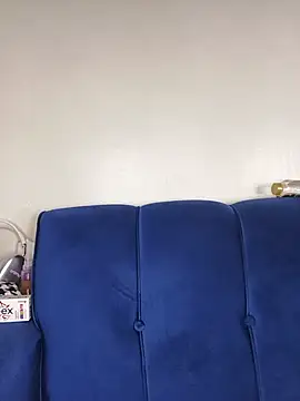 Suckmysweetboobs stripchat live cam model