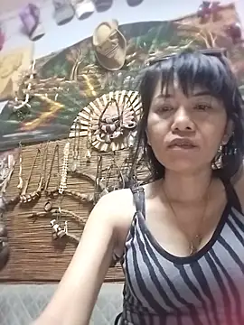 Little_suzy5 stripchat live cam model