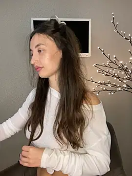 Polli_Kiss stripchat live cam model