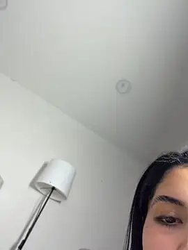 Adaraa_a stripchat live cam model