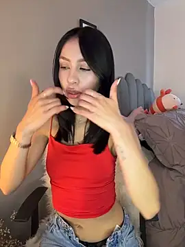 romma95 stripchat live cam model