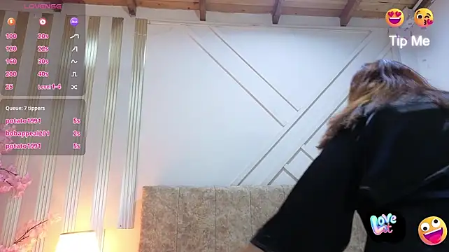 ashley__foxx_ stripchat live cam model