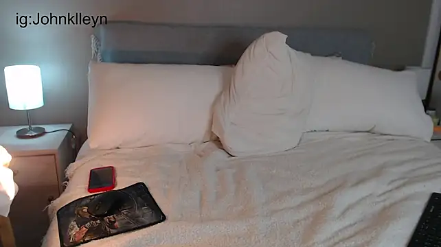 jonhklleyn stripchat live cam model