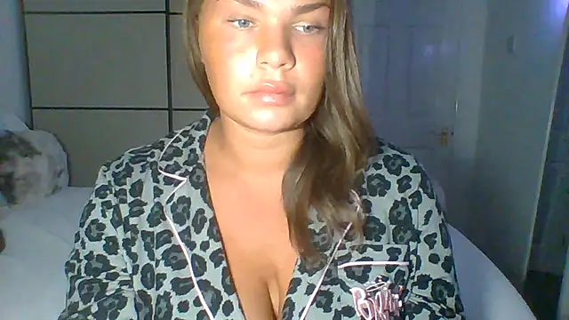 GEMMARMALADE stripchat live cam model