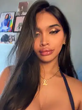 PrettyYoungHugeCockTS stripchat live cam model