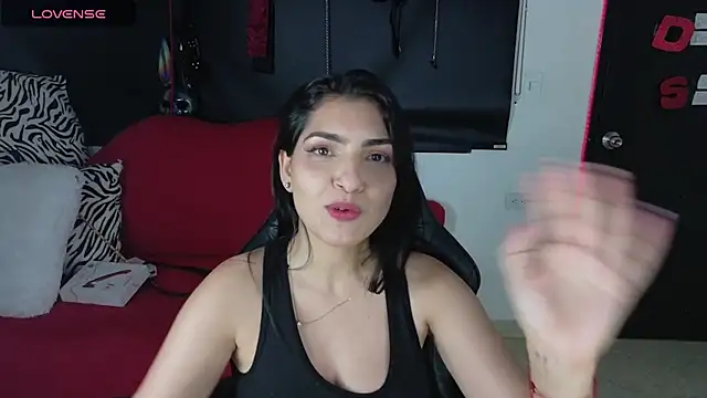 LunaSub69_ stripchat live cam model