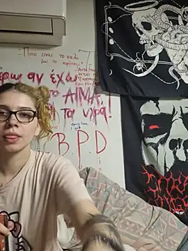 whatevaandissues stripchat live cam model