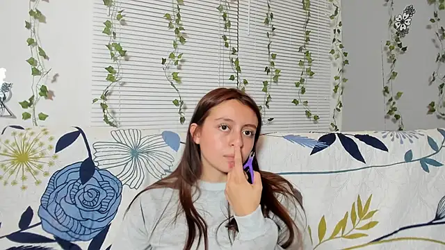 Lala_fluffy stripchat live cam model