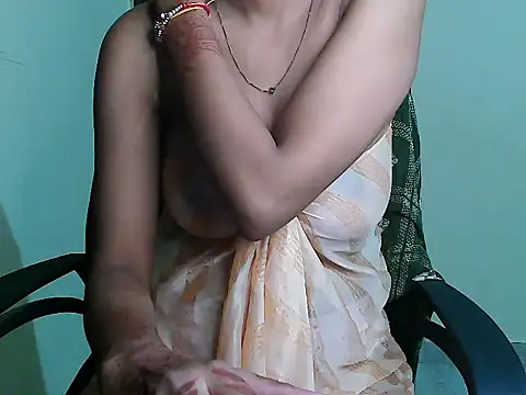 ur_sassypriya stripchat live cam model