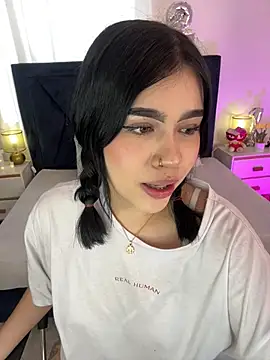 Lily_Woodz stripchat live cam model