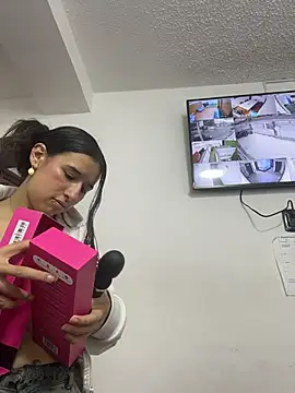 LilyRossi_ stripchat live cam model