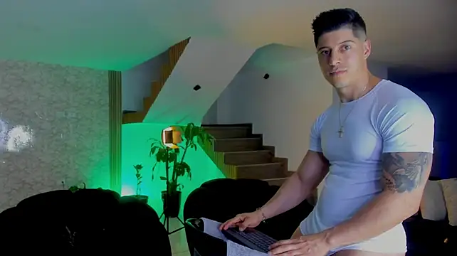 lukas_green11 stripchat live cam model