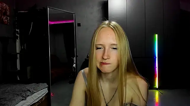 Mia_Azart stripchat live cam model