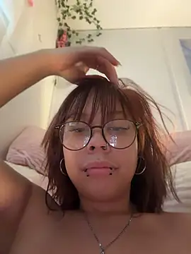 moan4mona stripchat live cam model
