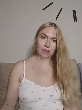 KisaVixen stripchat live cam model