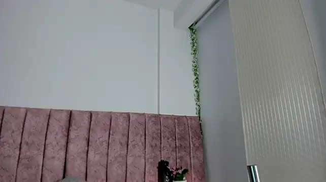 Zoe_Evaanss_ stripchat live cam model