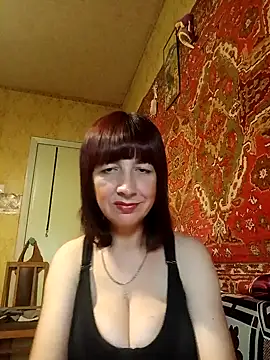 MilaSwan777 stripchat live cam model