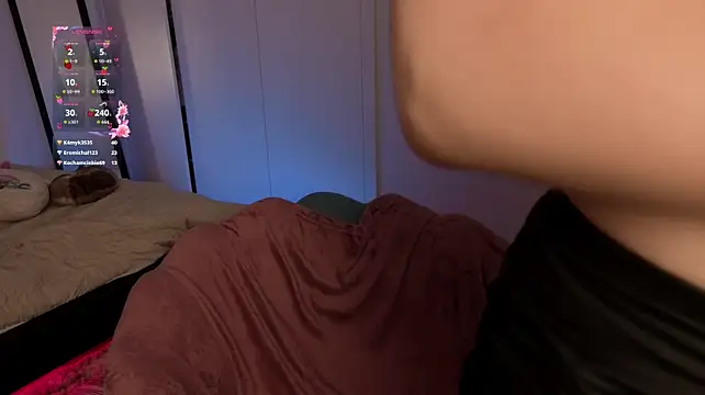 HazyHaeyesss stripchat live cam model