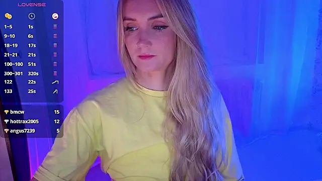 PrincessVS stripchat live cam model