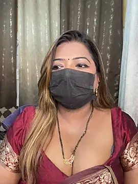 Oh-Monika87 stripchat live cam model
