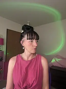 MaciiMayy stripchat live cam model
