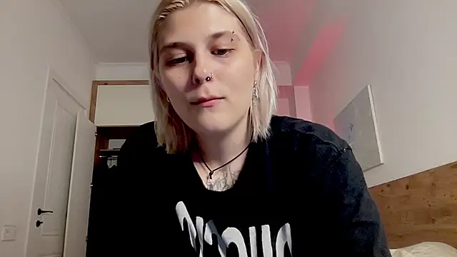 Ella_Bloom stripchat live cam model