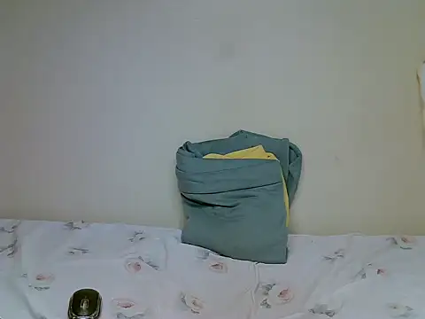 Very_slim stripchat live cam model