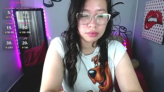 BabyAkemi stripchat live cam model