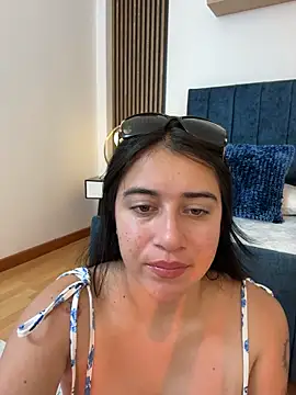 KallyMyller1 stripchat live cam model