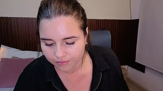 Aabby_lee stripchat live cam model