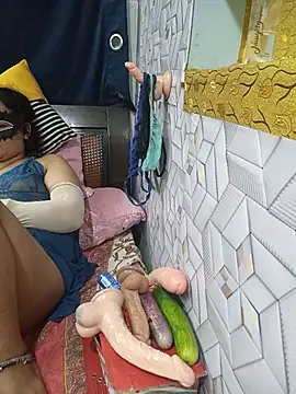 tina8th stripchat live cam model
