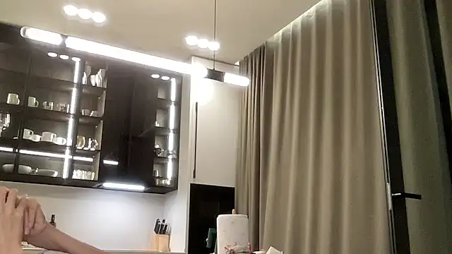 Rineliadi stripchat live cam model