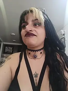 ValkiriaFoX stripchat live cam model
