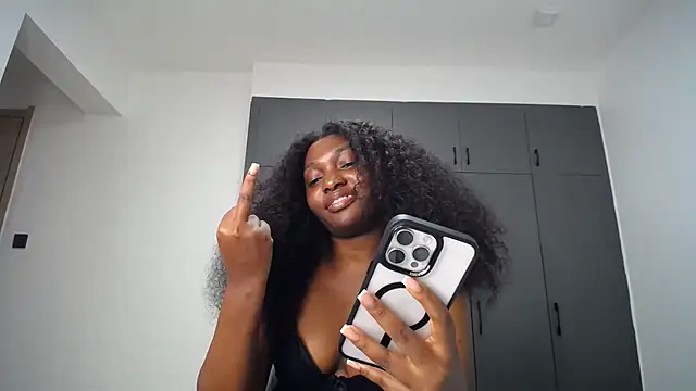 Pretty_Liya08 stripchat live cam model