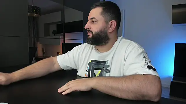 DravenPeak stripchat live cam model