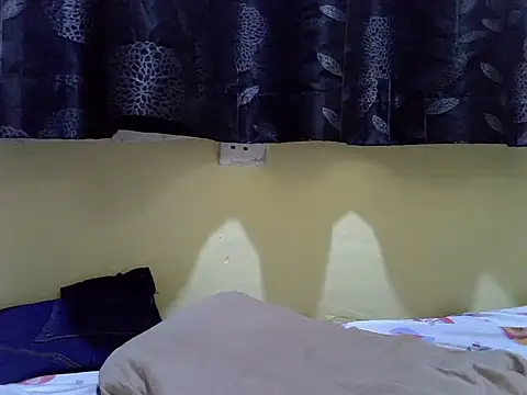 Sexxy_brianna stripchat live cam model