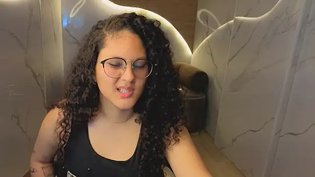 Scarlett_cn stripchat live cam model