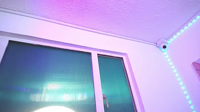 chloe_moon111 stripchat live cam model