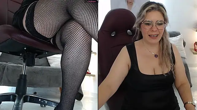 zehra_sanem stripchat live cam model