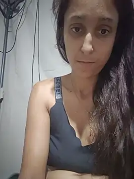 Linda_Minda stripchat live cam model