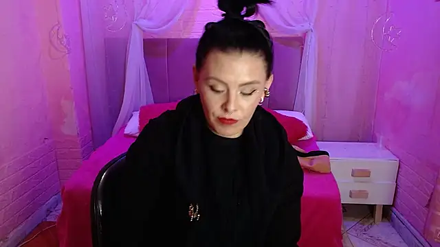 anahi_333 stripchat live cam model